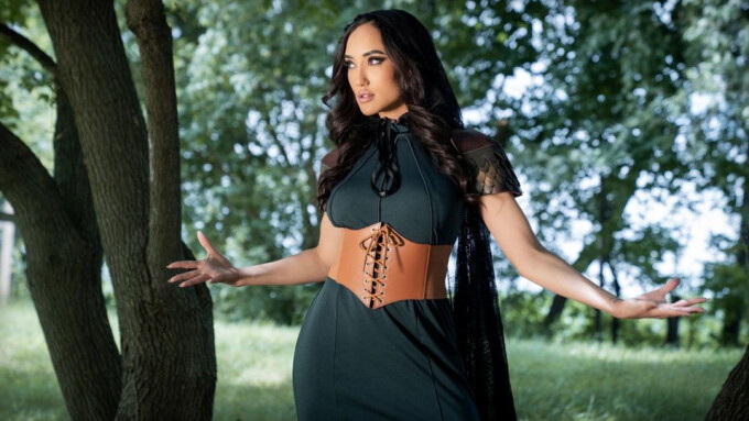 Chloe Amour Makes Cosplayground Debut in The Witcher XXX A Porn Parody