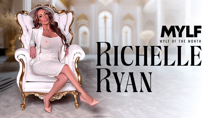 Richelle Ryan ist das 'MYLF des Monats' im September