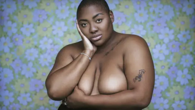 Instagram ändert die Nacktheitspolitik, um Frauen das Halten ihrer Brüste zu ermöglichen